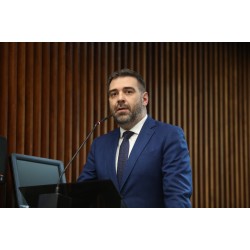 Deputado Denian Couto pretende criar o “passaporte celíaco” no Paraná